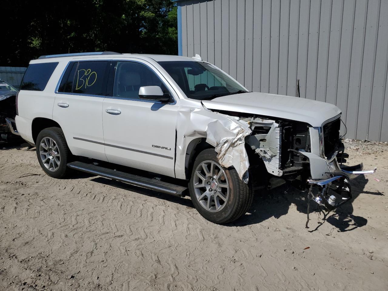 Photo 3 VIN: 1GKS1CKJ9HR358660 - GMC YUKON 