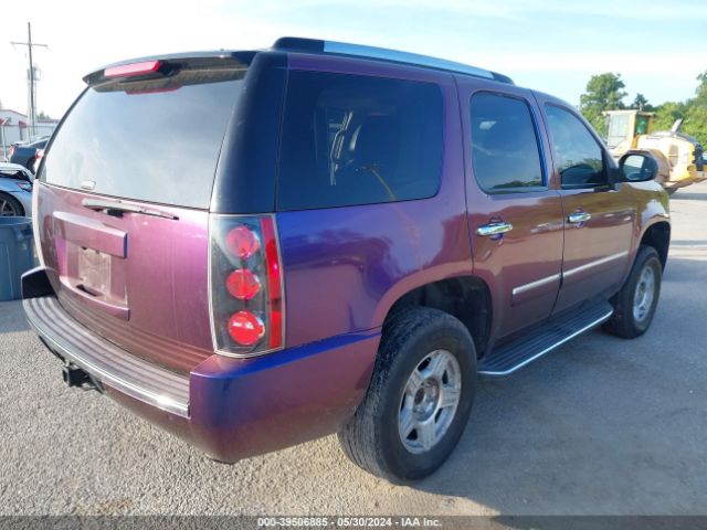 Photo 3 VIN: 1GKS1EEF0BR214358 - GMC YUKON 