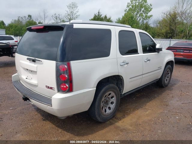 Photo 3 VIN: 1GKS1EEF0BR345497 - GMC YUKON 