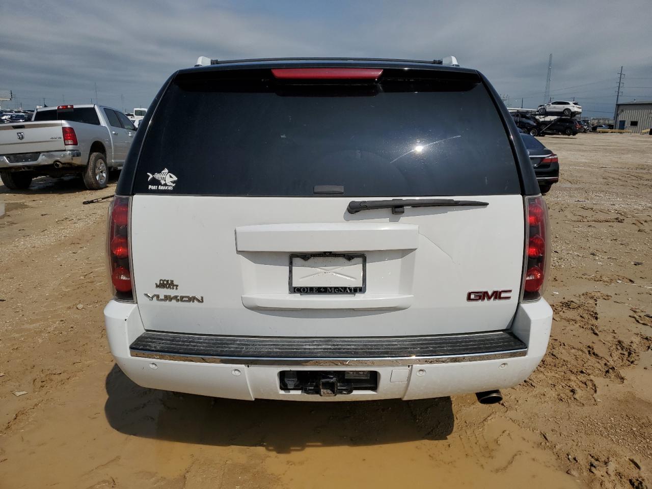 Photo 5 VIN: 1GKS1EEF1DR206868 - GMC YUKON 