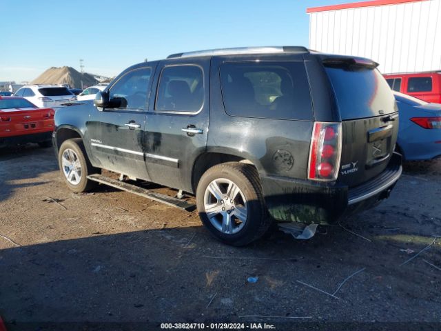 Photo 2 VIN: 1GKS1EEF2DR197808 - GMC YUKON 