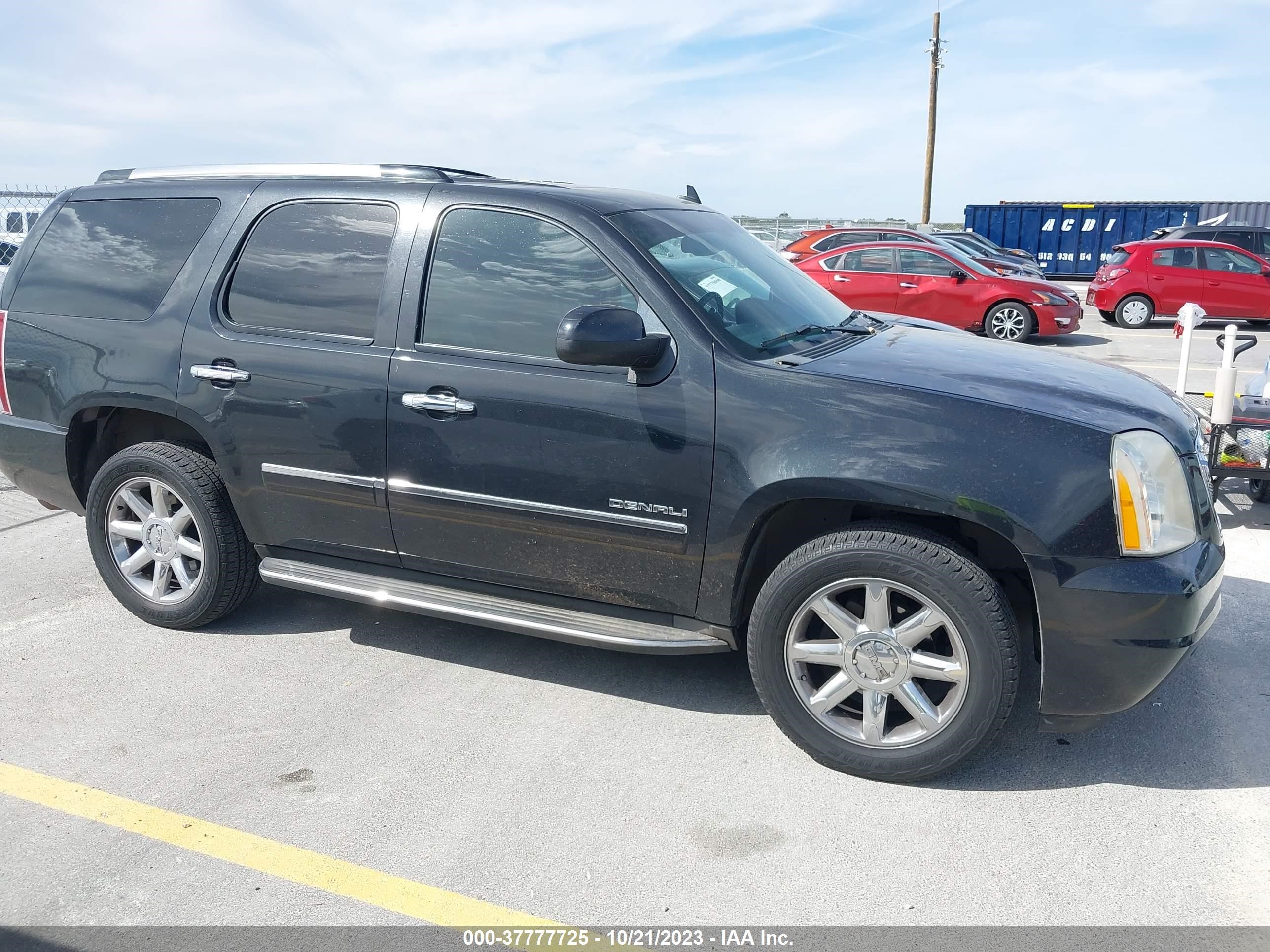 Photo 12 VIN: 1GKS1EEF4BR252921 - GMC YUKON 