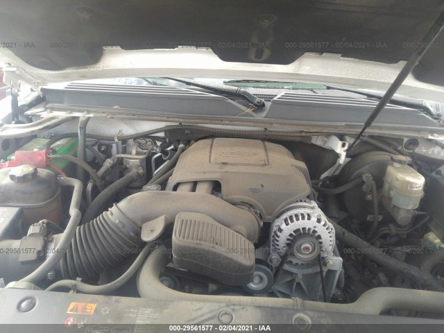 Photo 9 VIN: 1GKS1EEF5BR248716 - GMC YUKON 