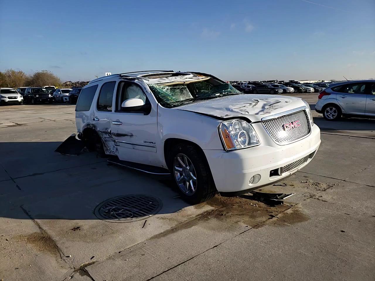 Photo 10 VIN: 1GKS1EEF7ER181184 - GMC YUKON DENA 