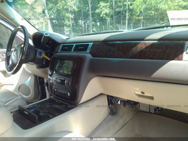 Photo 4 VIN: 1GKS1EEF8BR167550 - GMC YUKON 