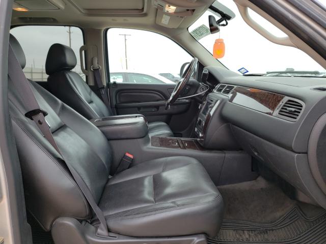 Photo 4 VIN: 1GKS1EEF9BR359978 - GMC YUKON DENA 