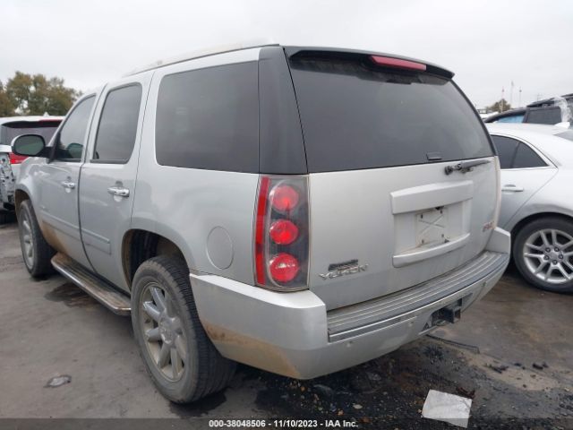 Photo 2 VIN: 1GKS1EEF9DR335327 - GMC YUKON 