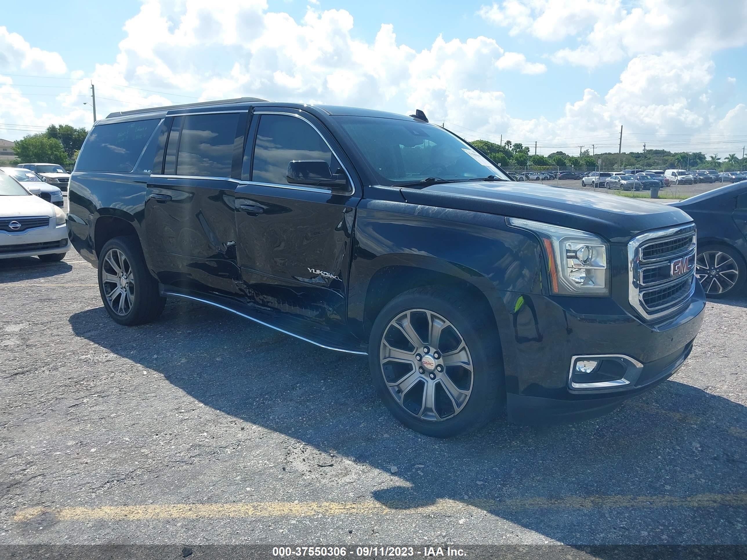 Photo 0 VIN: 1GKS1FKC8KR322386 - GMC YUKON 