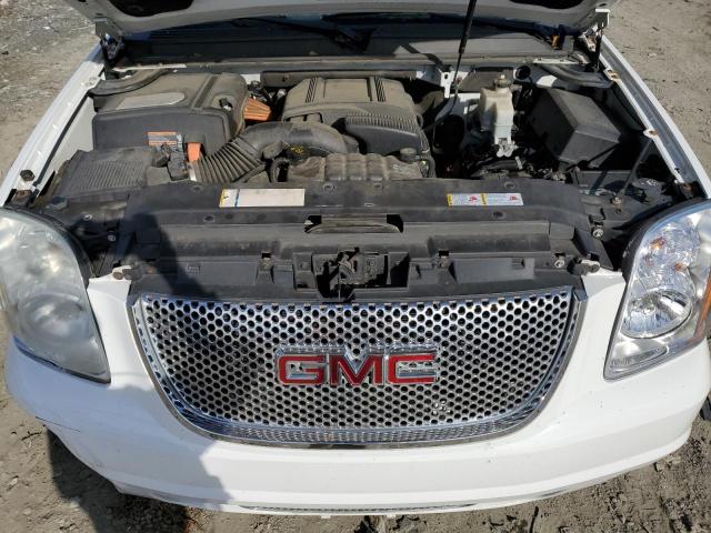 Photo 11 VIN: 1GKS1GEJ3BR121723 - GMC YUKON 