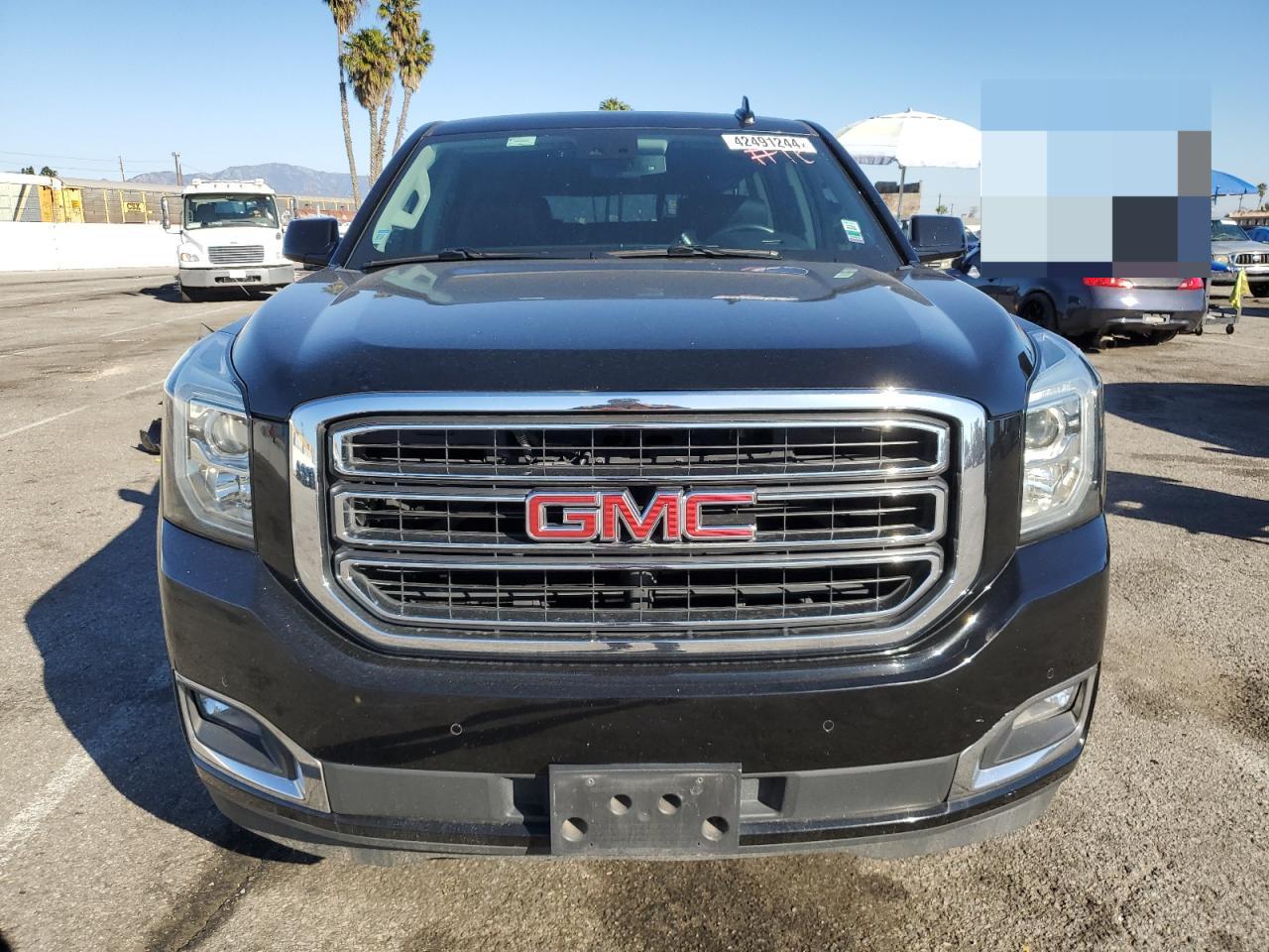 Photo 4 VIN: 1GKS1GKC1LR291537 - GMC YUKON 