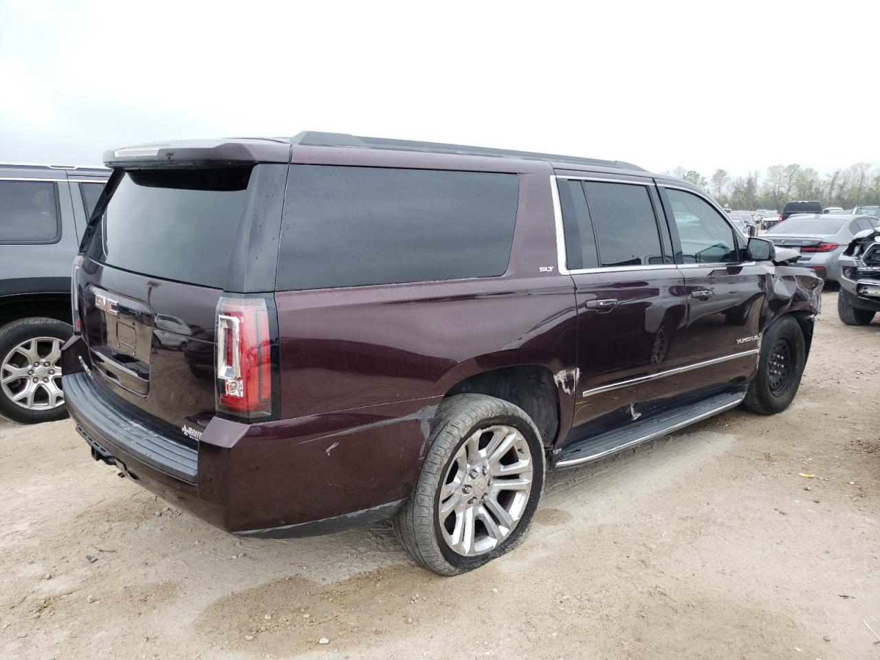 Photo 3 VIN: 1GKS1GKC4HR262881 - GMC YUKON 