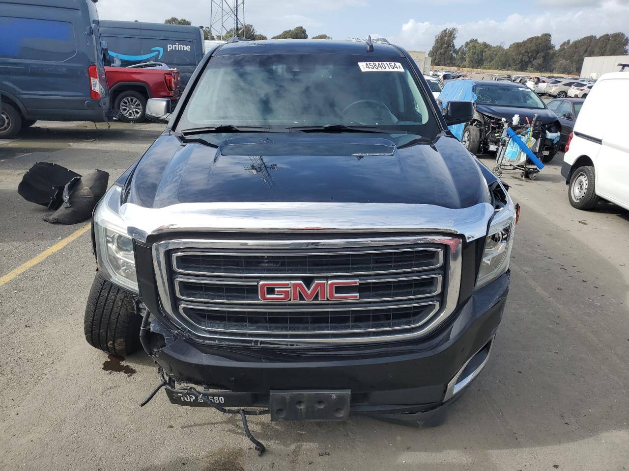 Photo 4 VIN: 1GKS1GKC4JR303516 - GMC YUKON 