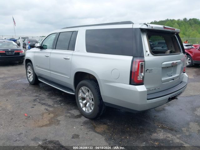 Photo 2 VIN: 1GKS1GKC9JR200981 - GMC YUKON XL 