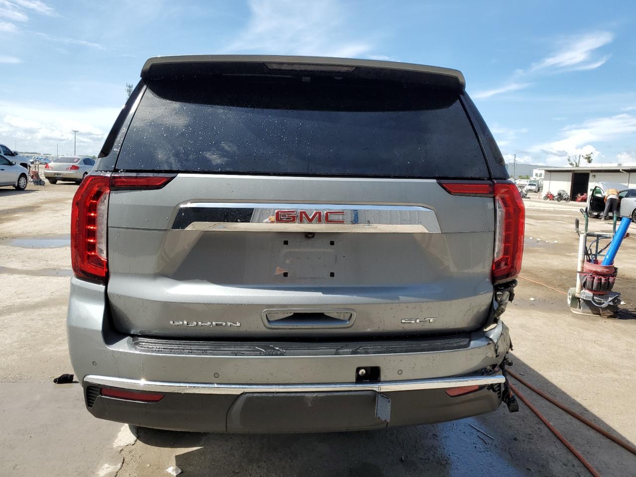 Photo 5 VIN: 1GKS1GKD7PR337080 - GMC YUKON 