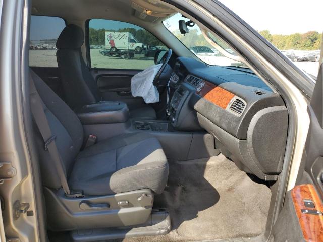 Photo 4 VIN: 1GKS1HE00BR204099 - GMC YUKON XL C 