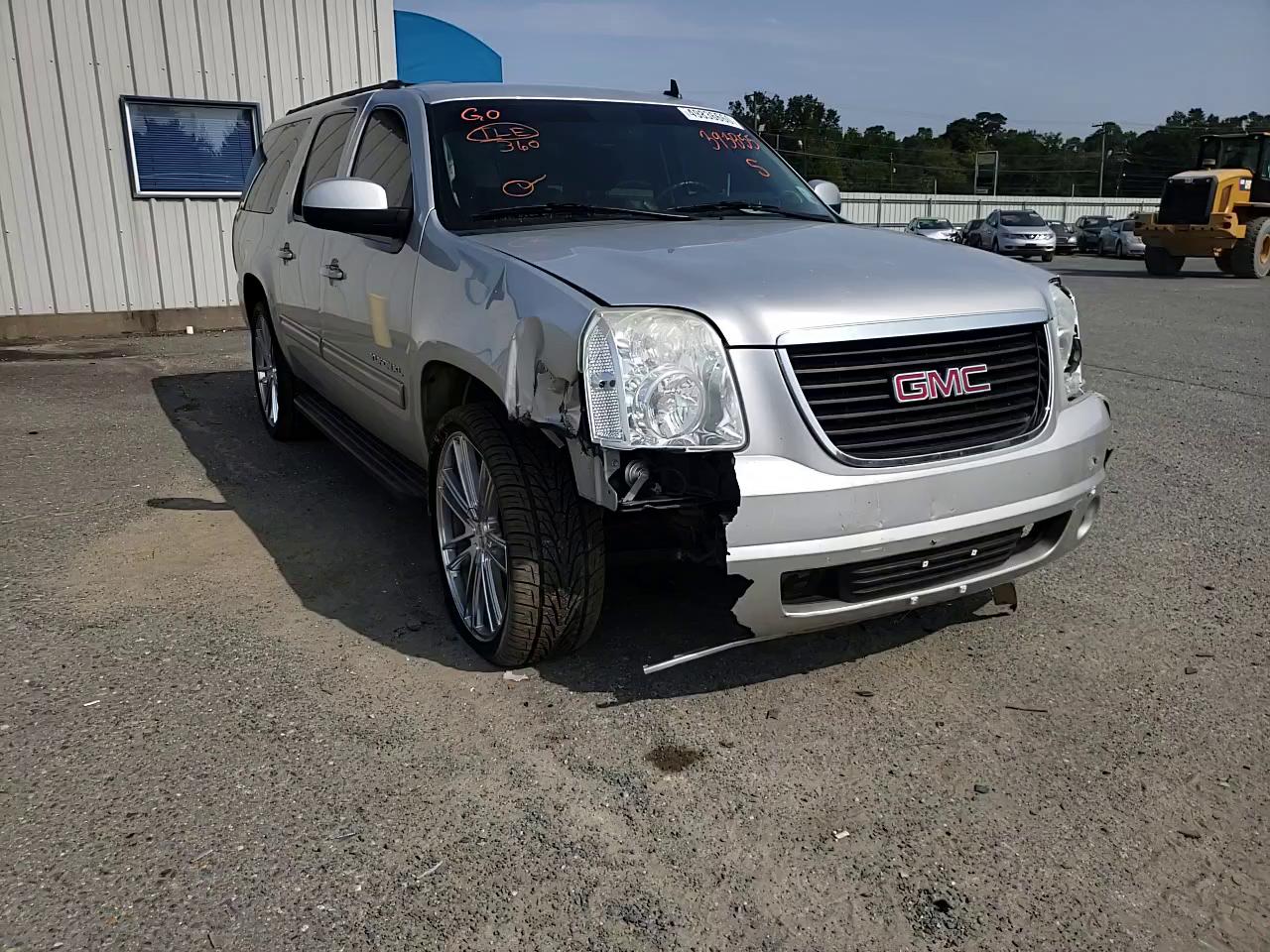 Photo 10 VIN: 1GKS1HE00BR393885 - GMC YUKON XL C 