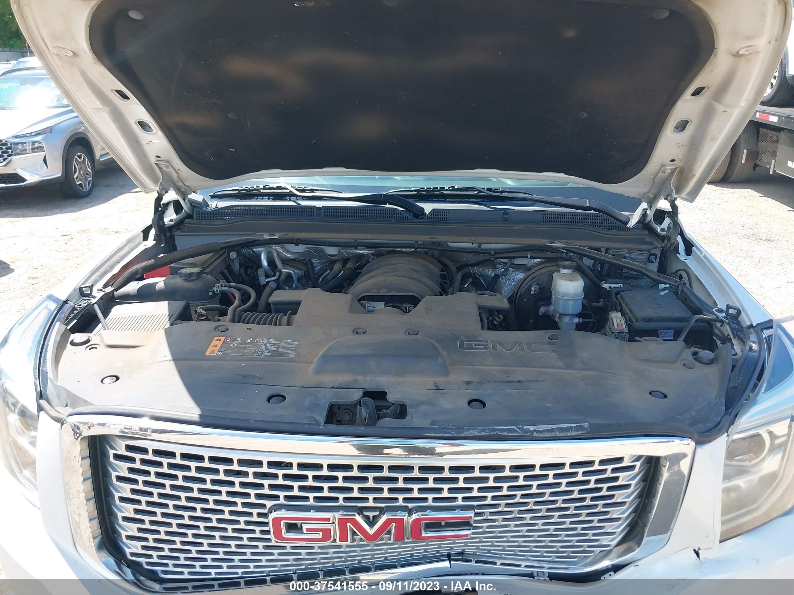 Photo 9 VIN: 1GKS1HKJ0HR344191 - GMC YUKON 