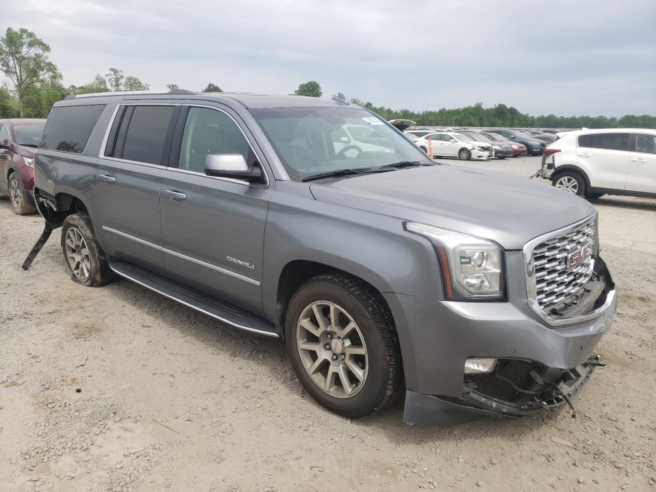 Photo 3 VIN: 1GKS1HKJ5JR307143 - GMC YUKON 