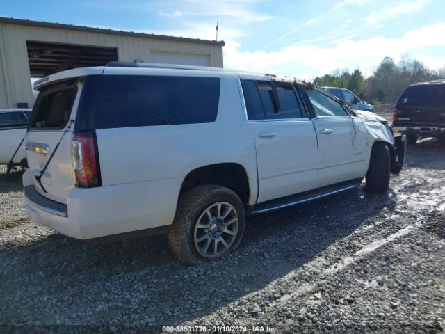 Photo 3 VIN: 1GKS1HKJ9JR240854 - GMC YUKON XL 