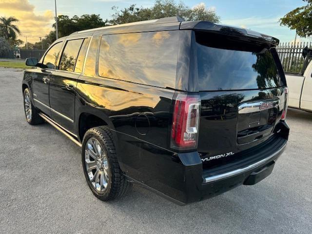 Photo 1 VIN: 1GKS1JKJ0FR715158 - GMC YUKON XL D 