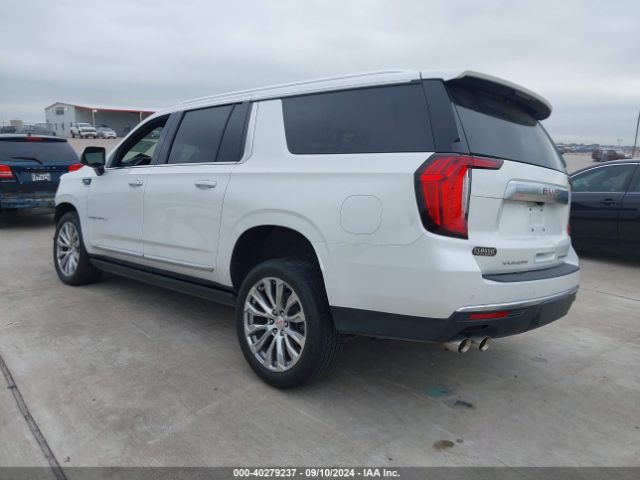 Photo 2 VIN: 1GKS1JKL4NR321405 - GMC YUKON XL 