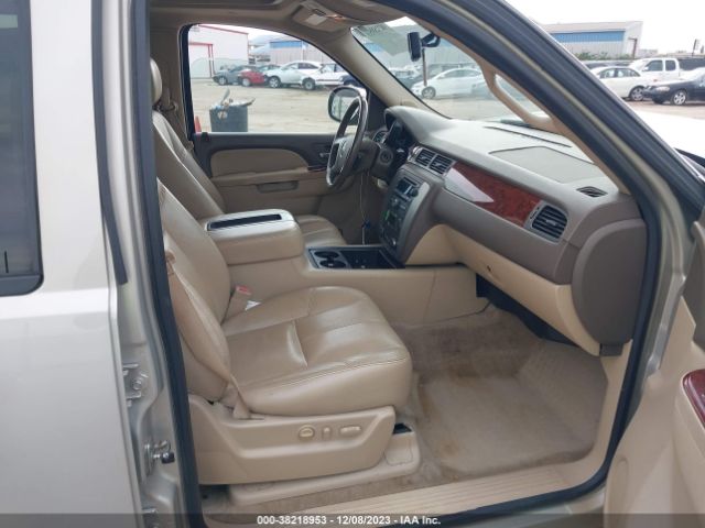 Photo 4 VIN: 1GKS1KE00ER167993 - GMC YUKON XL 1500 