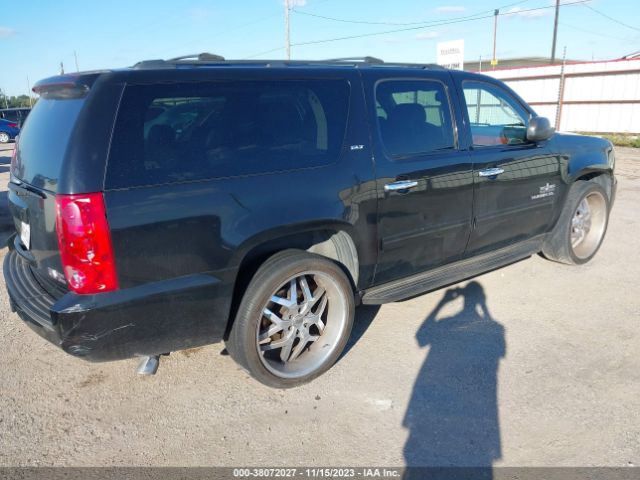 Photo 3 VIN: 1GKS1KE04BR223543 - GMC YUKON XL 