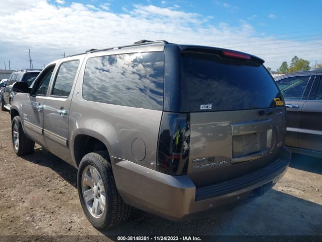 Photo 2 VIN: 1GKS1KE05CR320235 - GMC YUKON XL 1500 