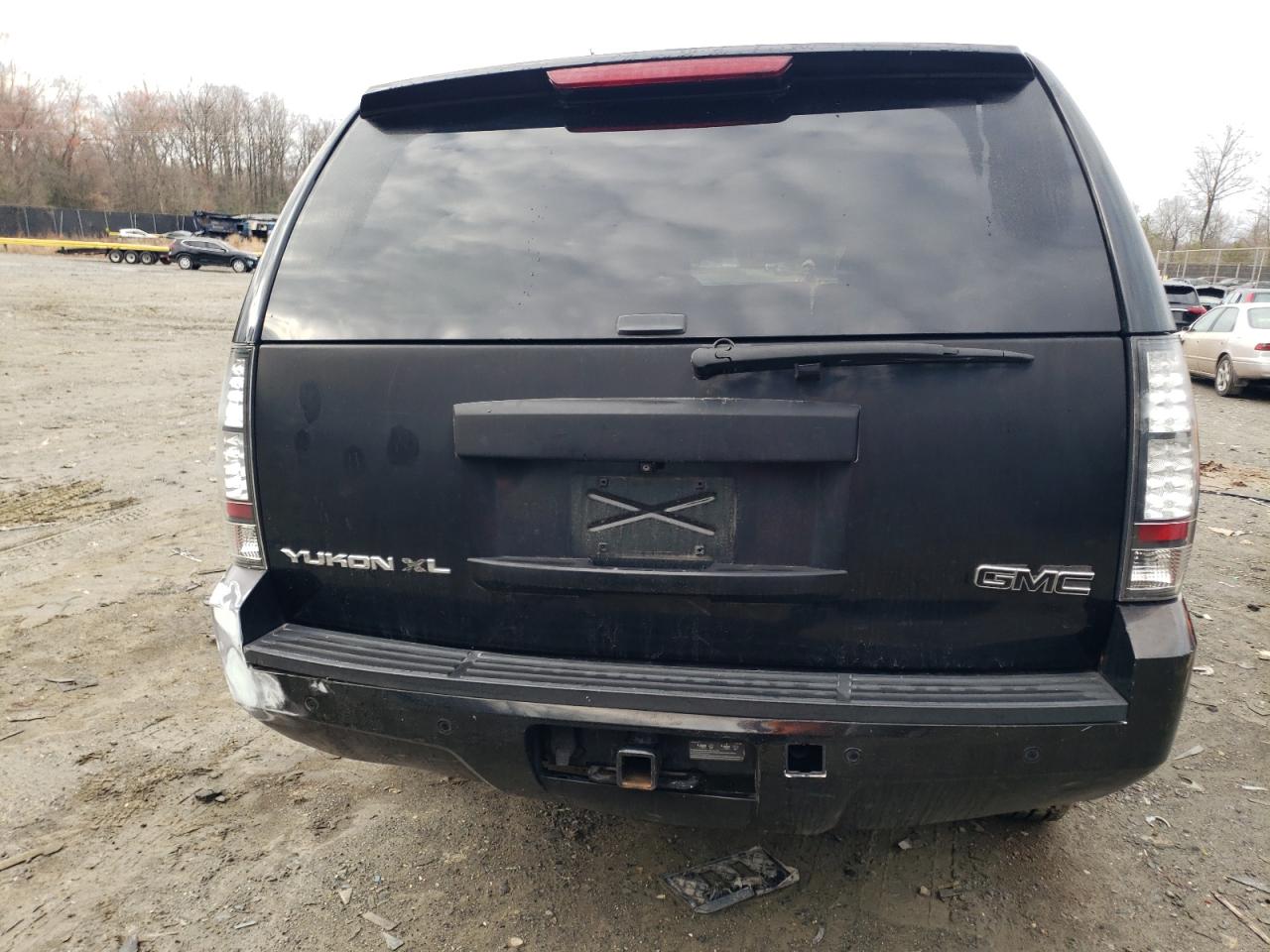 Photo 5 VIN: 1GKS1KE05DR291434 - GMC YUKON 