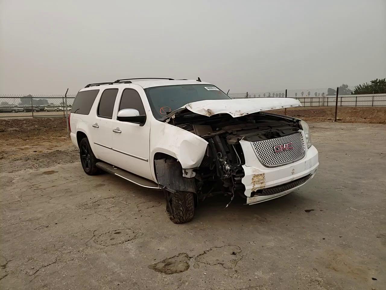 Photo 10 VIN: 1GKS1KE07BR391533 - GMC YUKON XL C 