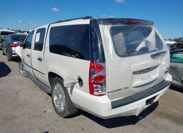 Photo 2 VIN: 1GKS1KE07CR301847 - GMC YUKON XL 