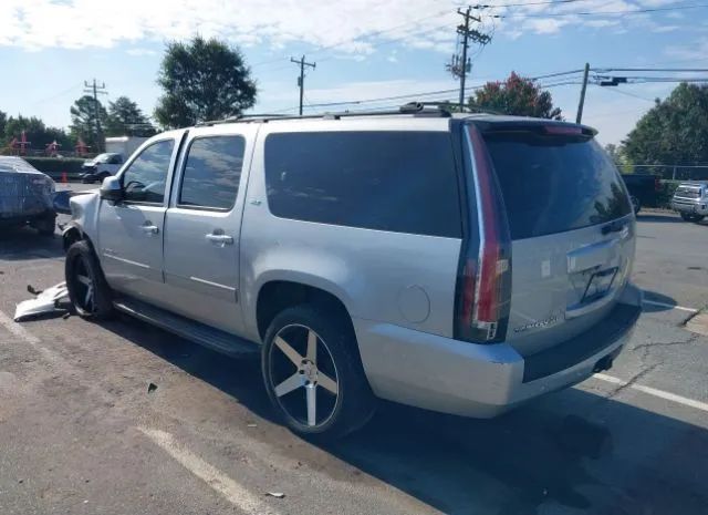 Photo 2 VIN: 1GKS1KE09DR256461 - GMC YUKON XL 