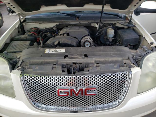 Photo 6 VIN: 1GKS1MEF0BR226973 - GMC YUKON XL D 