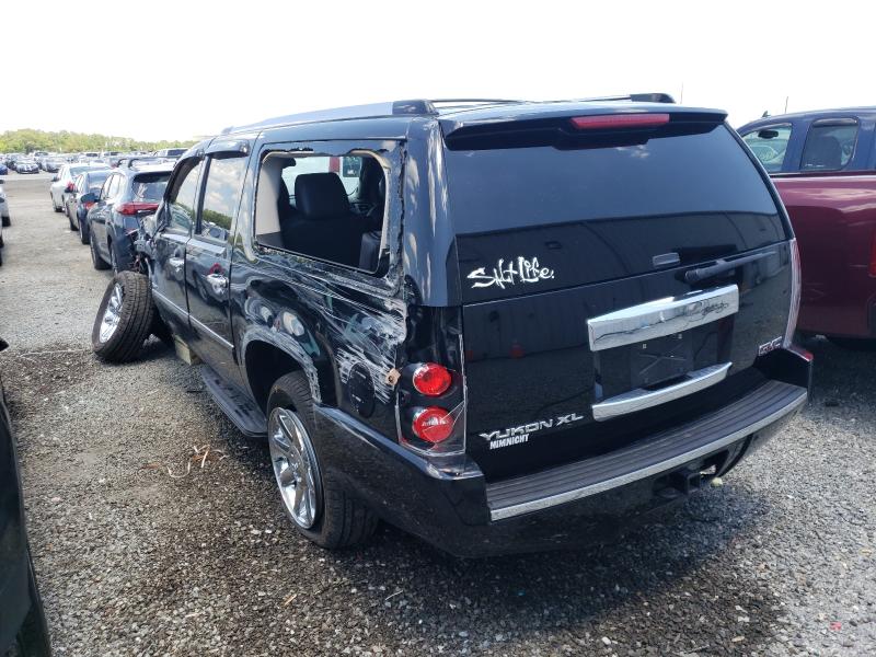 Photo 2 VIN: 1GKS1MEF1DR242330 - GMC YUKON XL D 