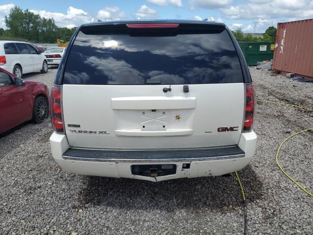 Photo 5 VIN: 1GKS1MEF3BR338165 - GMC YUKON 