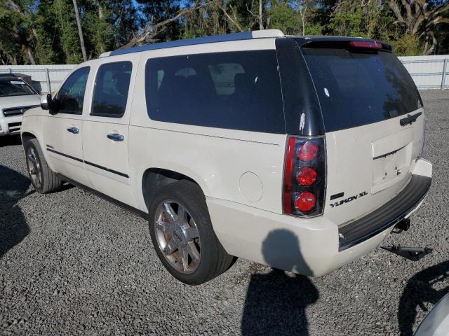 Photo 1 VIN: 1GKS1MEF4BR101832 - GMC YUKON 