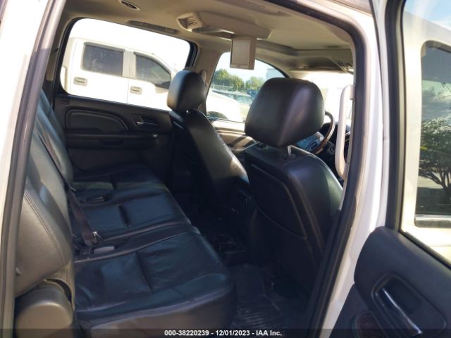 Photo 7 VIN: 1GKS1MEF6BR307654 - GMC YUKON XL 