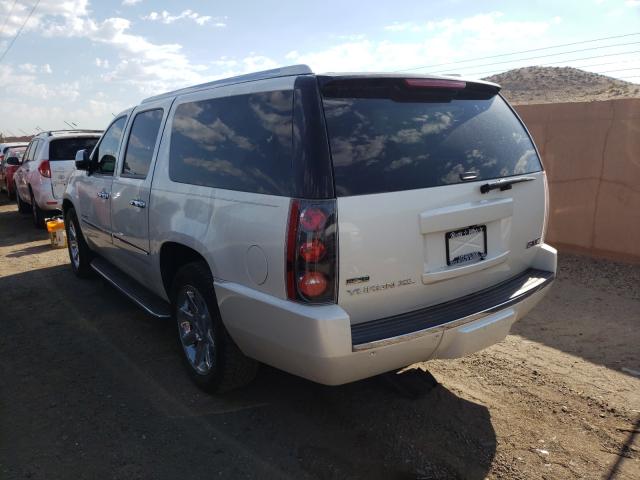 Photo 2 VIN: 1GKS1MEF7BR136025 - GMC YUKON XL D 