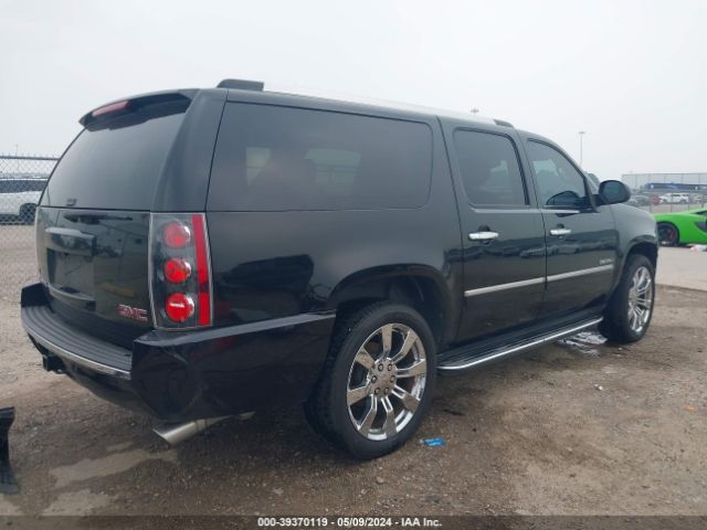 Photo 3 VIN: 1GKS1MEF7CR262029 - GMC YUKON XL 1500 