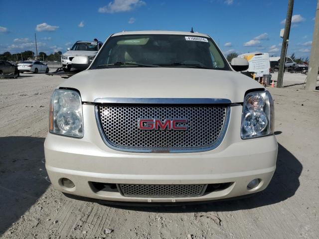 Photo 4 VIN: 1GKS1MEF9ER168009 - GMC YUKON 