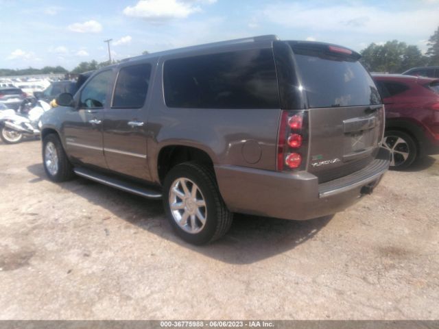 Photo 2 VIN: 1GKS1MEFXBR372197 - GMC YUKON XL 1500 