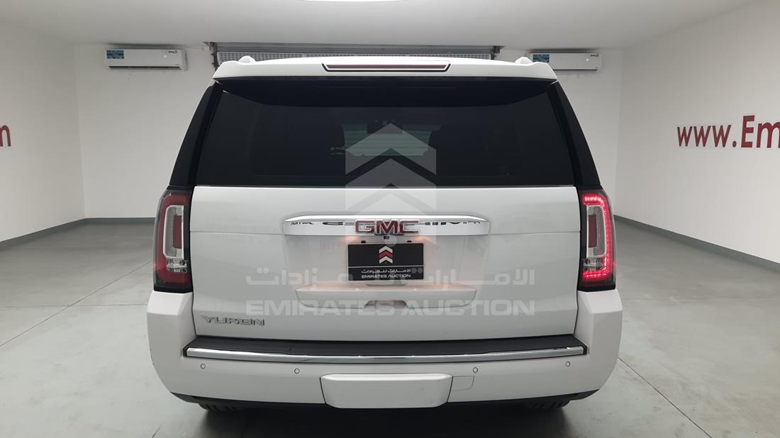 Photo 8 VIN: 1GKS27KJ6JR353023 - GMC YUKON DENALI 