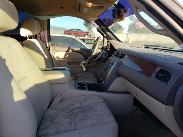 Photo 4 VIN: 1GKS2AE00BR257423 - GMC YUKON SLE 