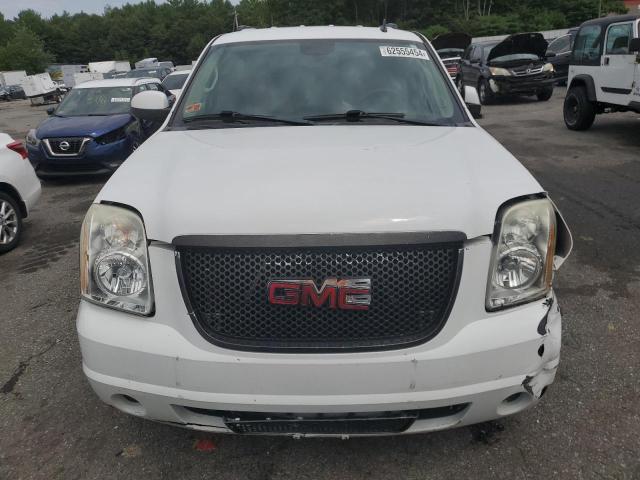 Photo 4 VIN: 1GKS2AE01BR166466 - GMC YUKON SLE 