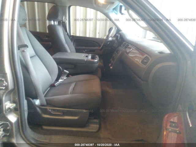 Photo 4 VIN: 1GKS2AE05BR184467 - GMC YUKON 