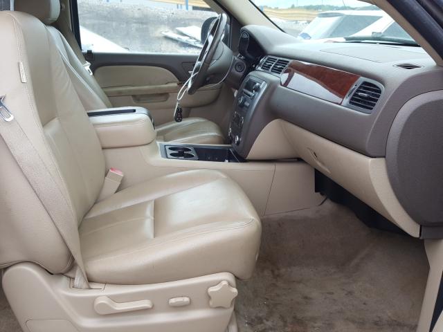 Photo 4 VIN: 1GKS2AE05BR362006 - GMC YUKON SLE 