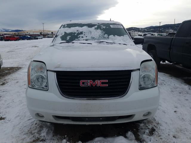 Photo 8 VIN: 1GKS2AE05CR173485 - GMC YUKON SLE 