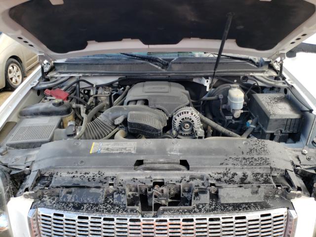 Photo 6 VIN: 1GKS2AE06BR210915 - GMC YUKON SLE 