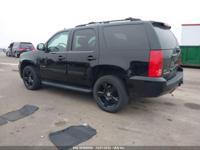 Photo 2 VIN: 1GKS2AE06CR217378 - GMC YUKON 