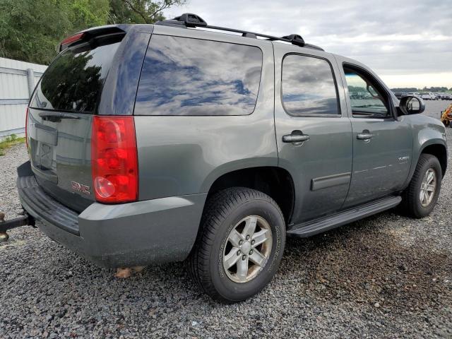 Photo 2 VIN: 1GKS2AE0XBR156633 - GMC YUKON SLE 